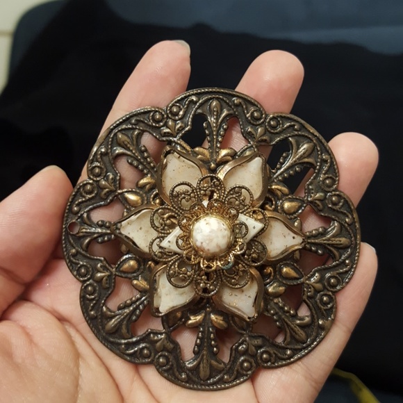 unknown | Jewelry | Vintage Large Brooch | Poshmark